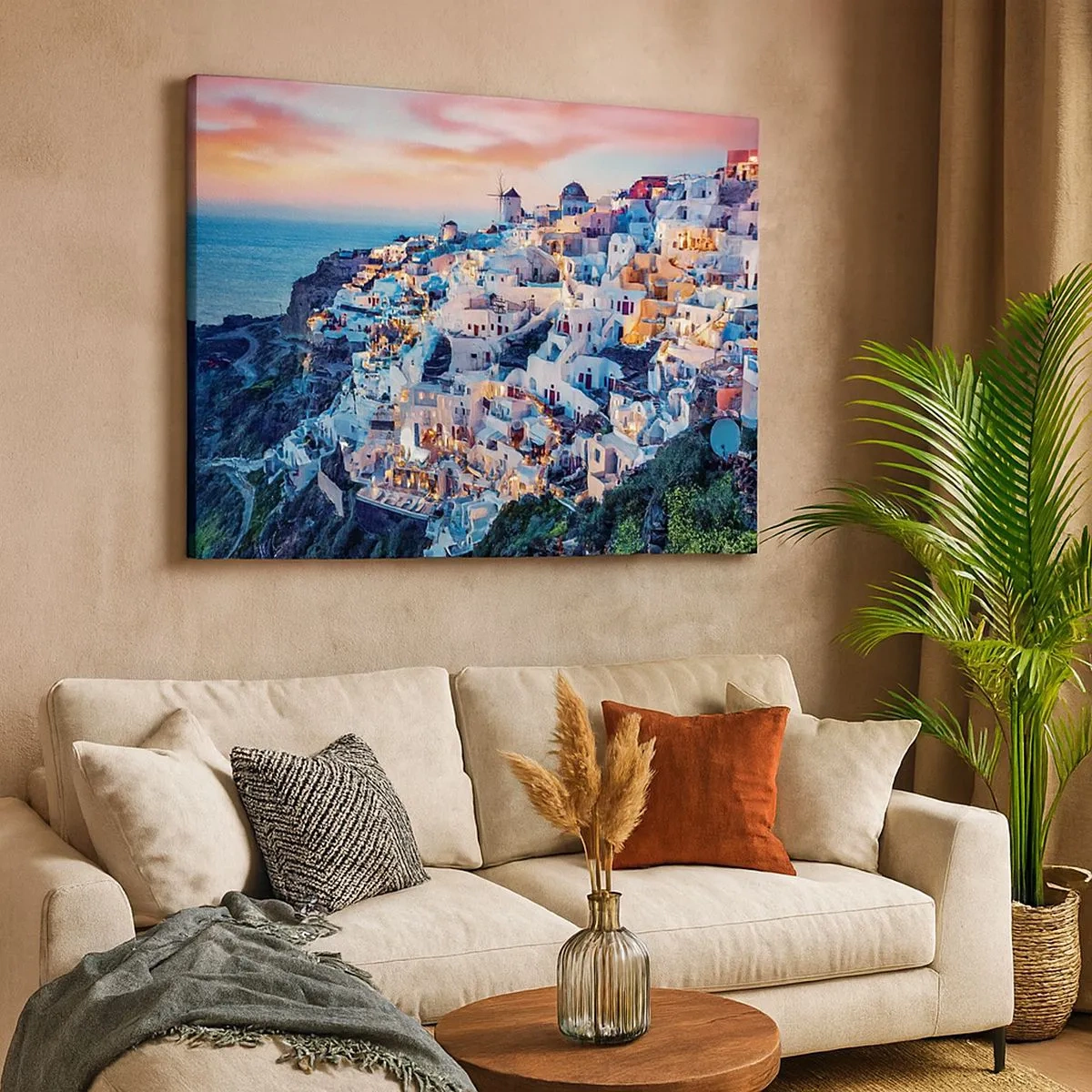 Obraz na plátne - Santorini pri západe slnka s bielymi budovami na kopci - 70x50cm - Tvoja tučná grécka dovolenka - Moderná nástenná dekorácia do obývacej izby a spálne ARTTOR