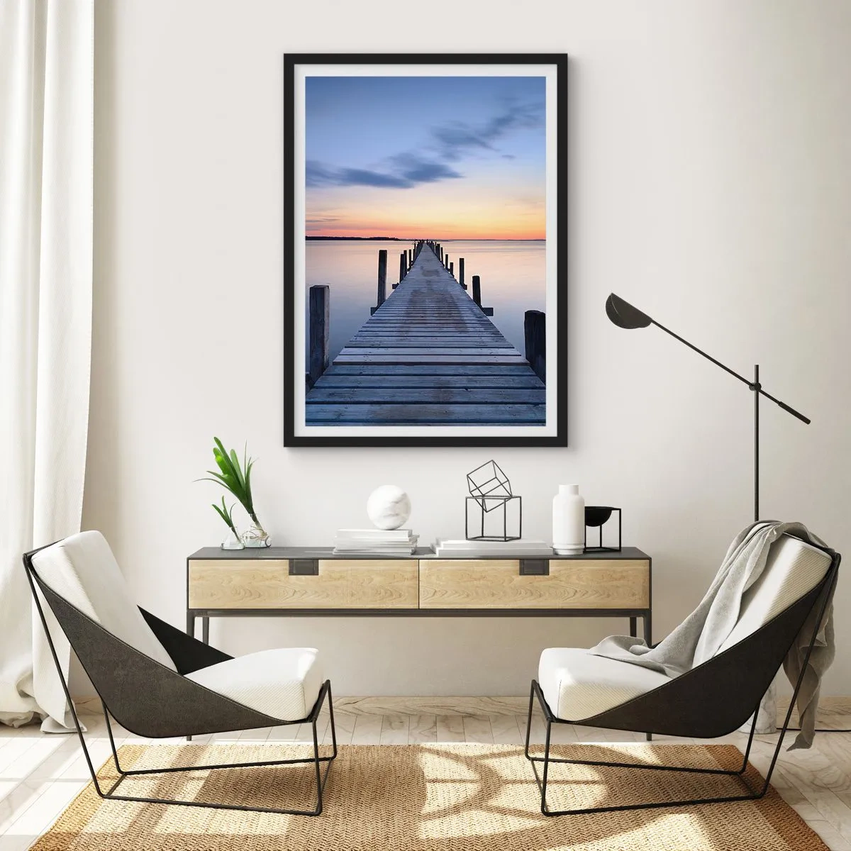 Plagát v čiernom ráme - Mólo pri jazere pri západe slnka - 50x70cm - Pokoj príjemného súmraku - Moderná nástenná dekorácia do obývacej izby a spálne ARTTOR