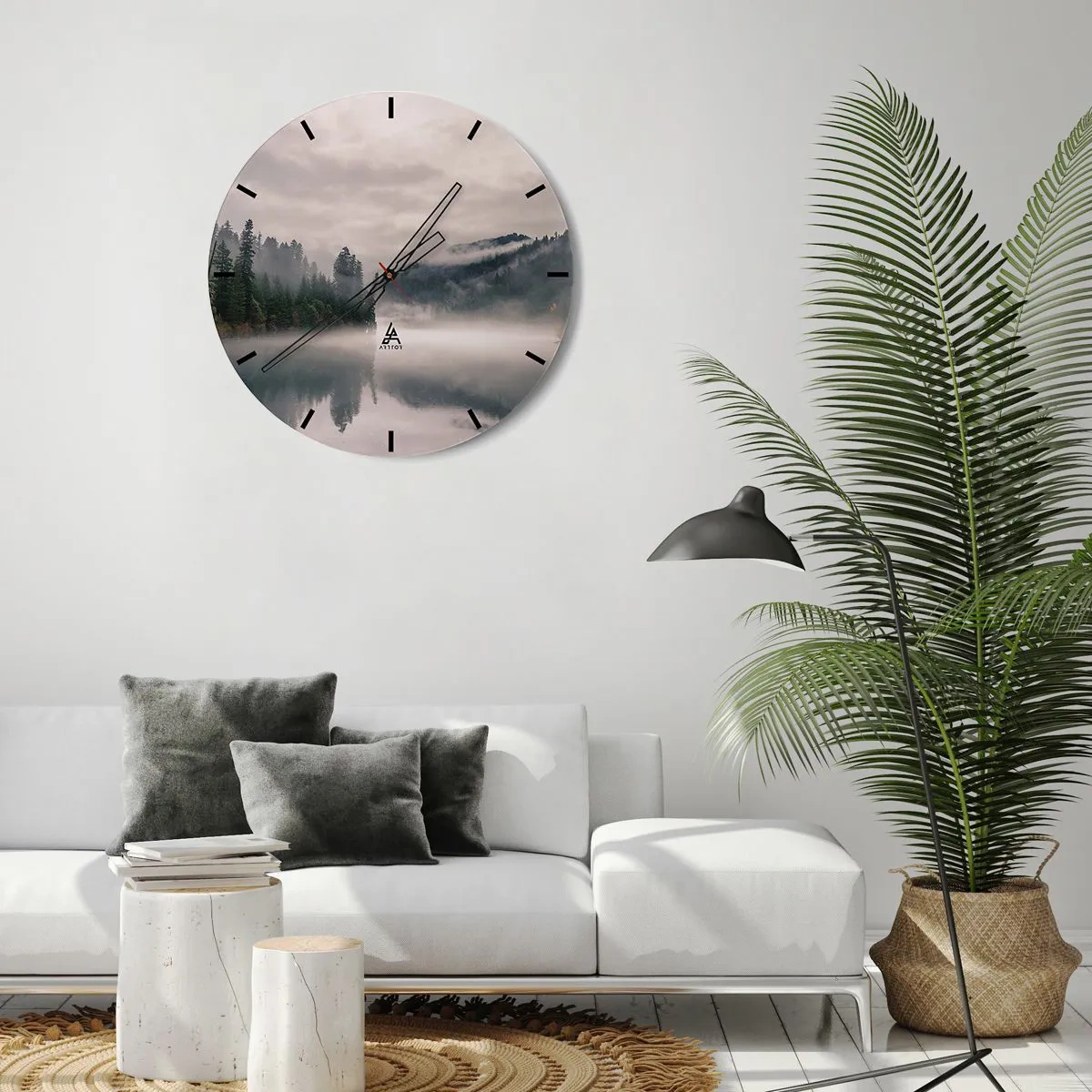 Nástenné hodiny - Hmlistý les nad pokojným jazerom ráno - 30x30cm - V zamyslení, v hmle - Moderná nástenná dekorácia do obývacej izby, kuchyne a spálne ARTTOR