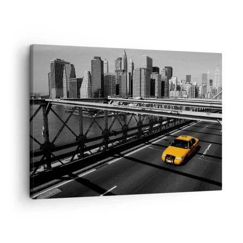 Obraz na plátne - Žltý taxík na moste s výhľadom na panorámu New Yorku - 70x50cm - Farba veľkomesta - Moderná nástenná dekorácia do obývacej izby a spálne ARTTOR