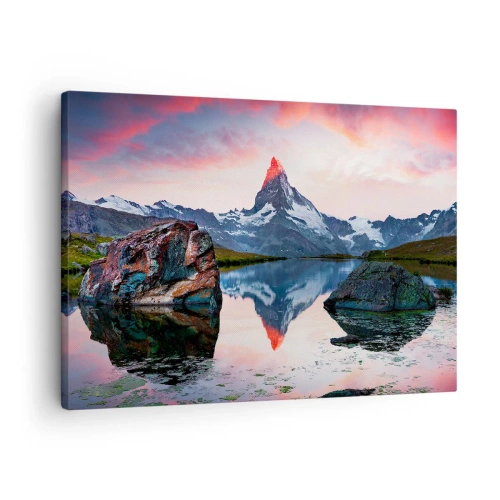 Obraz na plátne - Vrchol hory odrážajúci sa v jazere pri západe slnka - 70x50cm - Srdce hôr je vrelé - Moderná nástenná dekorácia do obývacej izby a spálne ARTTOR