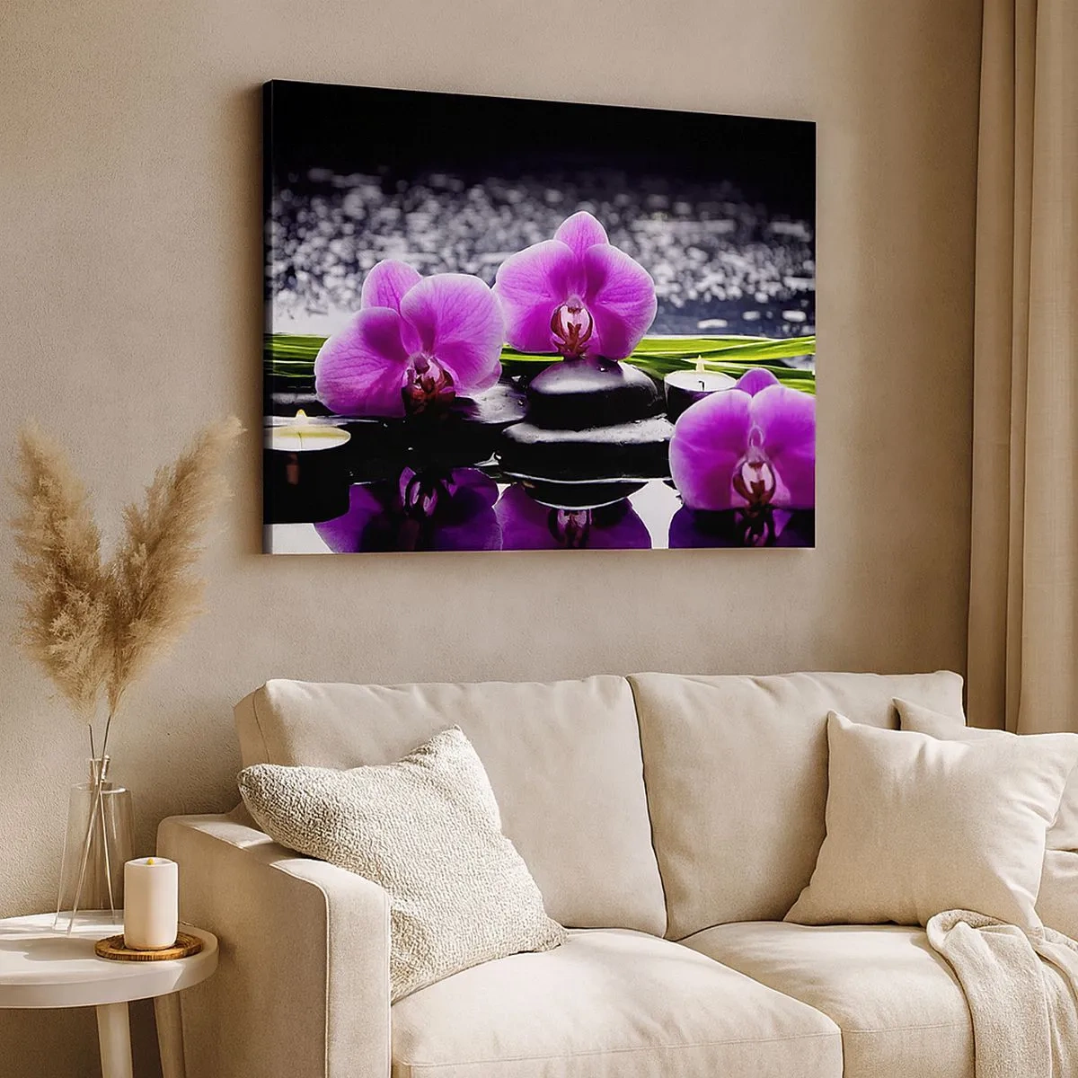 Obraz na plátne - Fialové orchidey na pozadí kameňov a sviečok v relaxačnom prostredí - 70x50cm - Utopiť v tichu a pokoji - Moderná nástenná dekorácia do obývacej izby a spálne ARTTOR