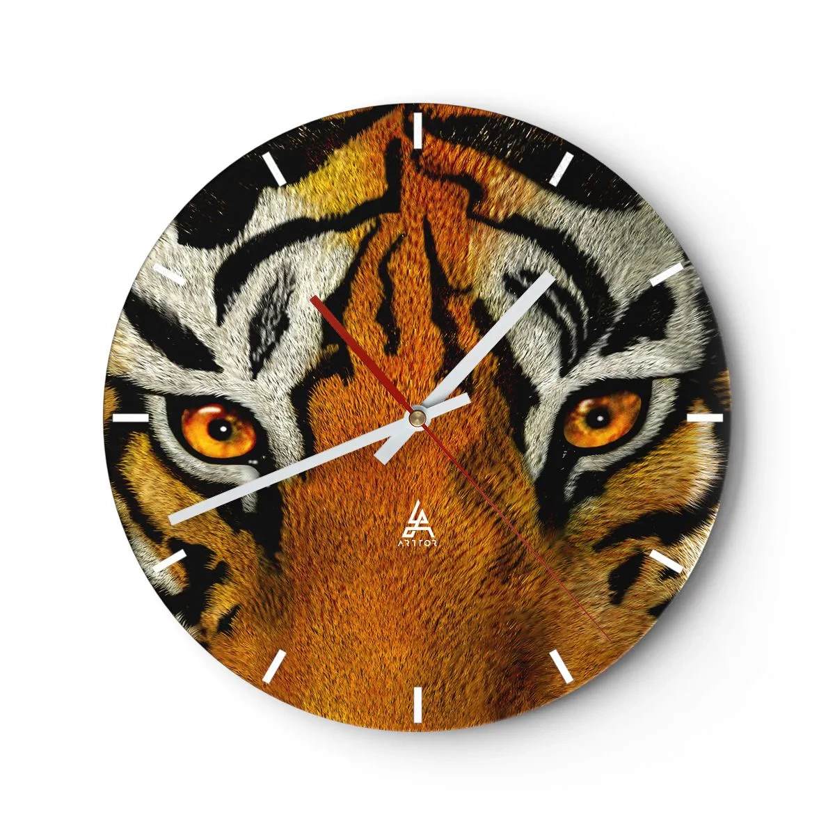 Nástenné hodiny - Detailný záber na intenzívny pohľad tigra - 30x30cm - Nebezpečný a krásny - Moderná nástenná dekorácia do obývacej izby, kuchyne a spálne ARTTOR