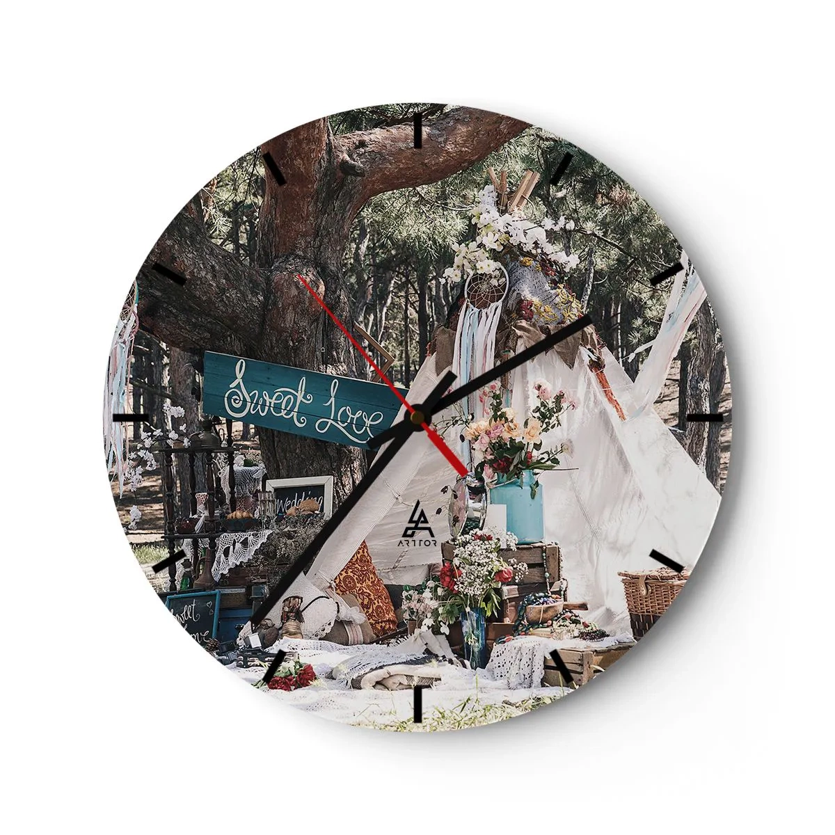 Nástenné hodiny - Romantická svadobná výzdoba v lesnom prostredí - 30x30cm - Make love… - Moderná nástenná dekorácia do obývacej izby, kuchyne a spálne ARTTOR