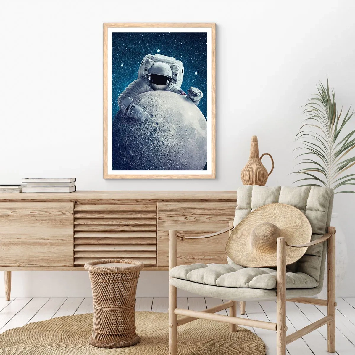 Plagát v ráme zo svetlého duba - Vesmírny vtipkár - 70x100 cm
