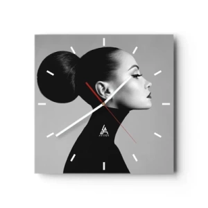 Nástenné hodiny - Moderná Nefertiti - 30x30 cm