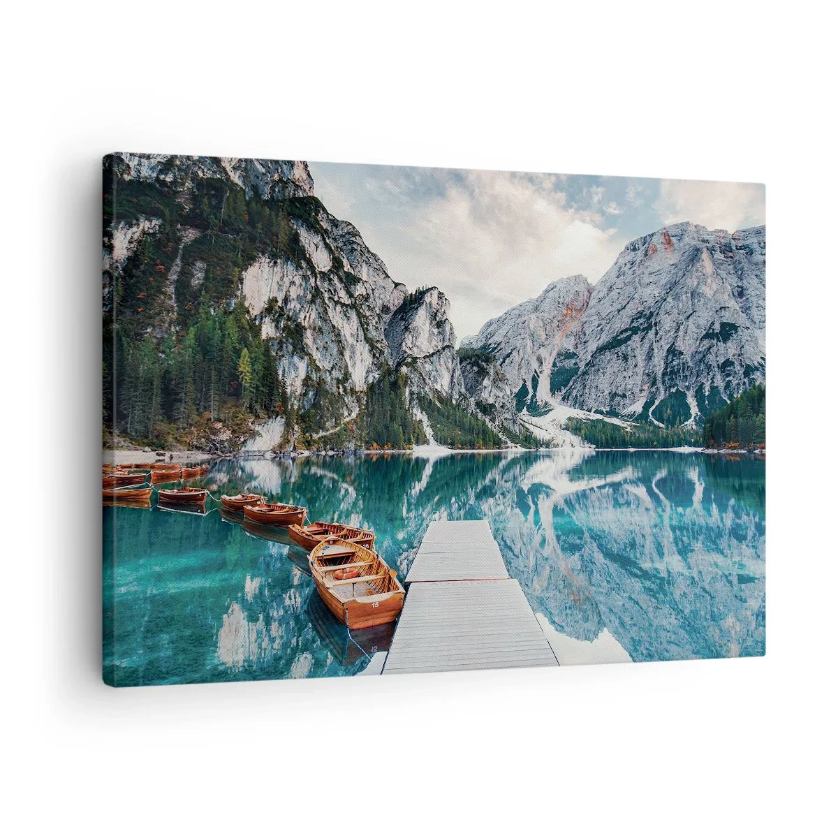 Obraz na plátne - Jazero s loďkami obklopené horami - 70x50cm - Ukážeme vám krásu - Moderná nástenná dekorácia do obývacej izby a spálne ARTTOR