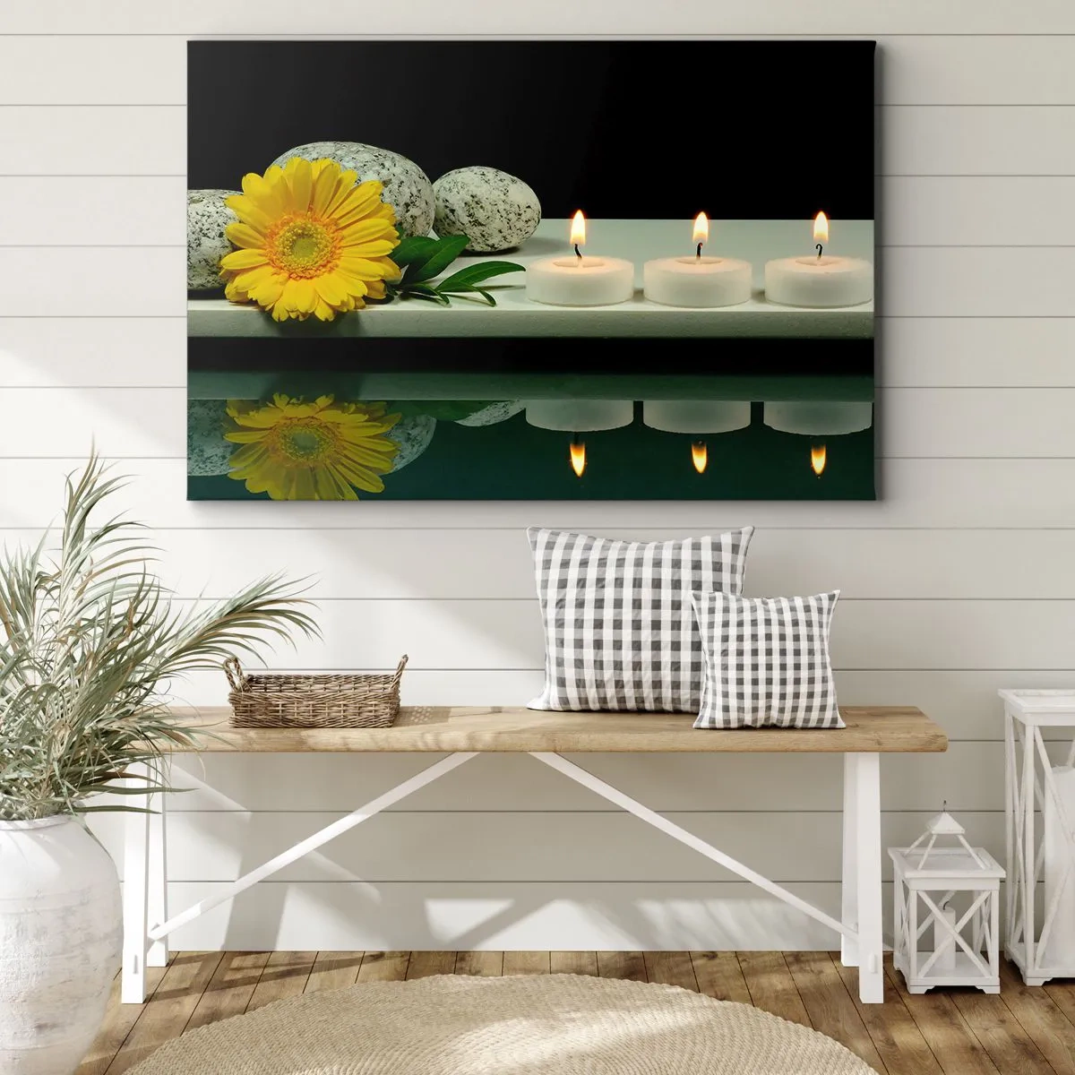 Obraz na plátne - Žltý kvet, sviečky a kamene na pozadí vody - 70x50cm - Ukojenie zmyslov - Moderná nástenná dekorácia do obývacej izby a spálne ARTTOR