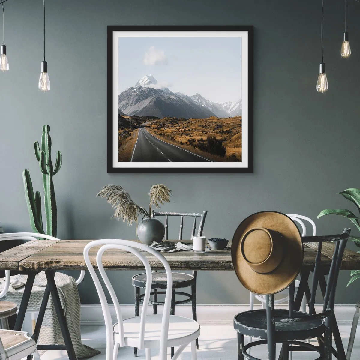 Plagát v čiernom ráme - Cesta do srdca hôr - 40x40 cm