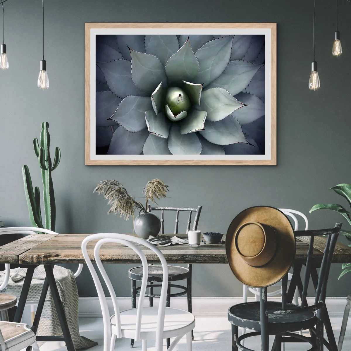 Plagát v ráme zo svetlého duba - Zvádza a varuje - 100x70 cm