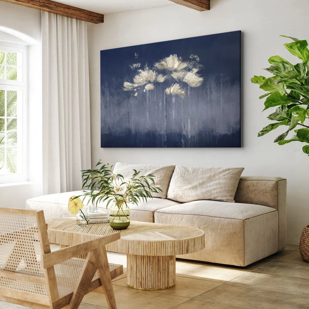 Obraz na plátne - Jemné kvety na modrom pozadí - 70x50cm - Ako okvetné lístky vo vetre - Moderná nástenná dekorácia do obývacej izby a spálne ARTTOR