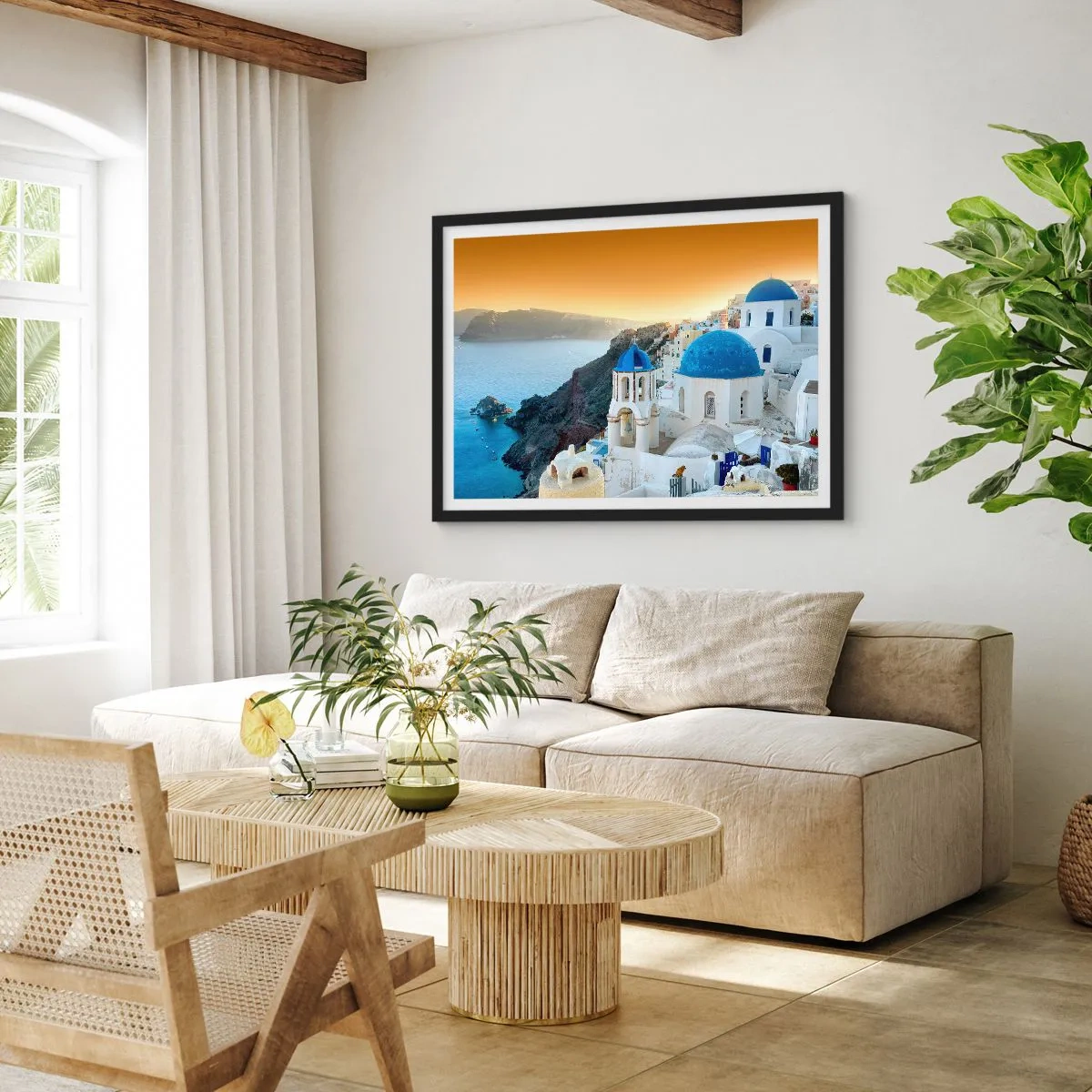 Plagát v čiernom ráme - Santorini - v náruči skál - 70x50 cm
