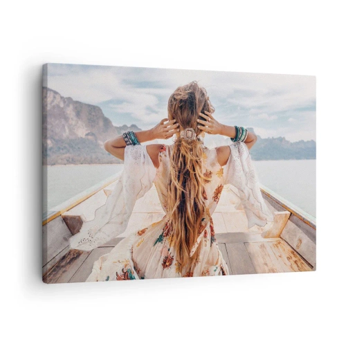Obraz na plátne - Žena na lodi s výhľadom na hory a vodu v boho štýle - 70x50cm - Na ceste ku šťastiu - Moderná nástenná dekorácia do obývacej izby a spálne ARTTOR