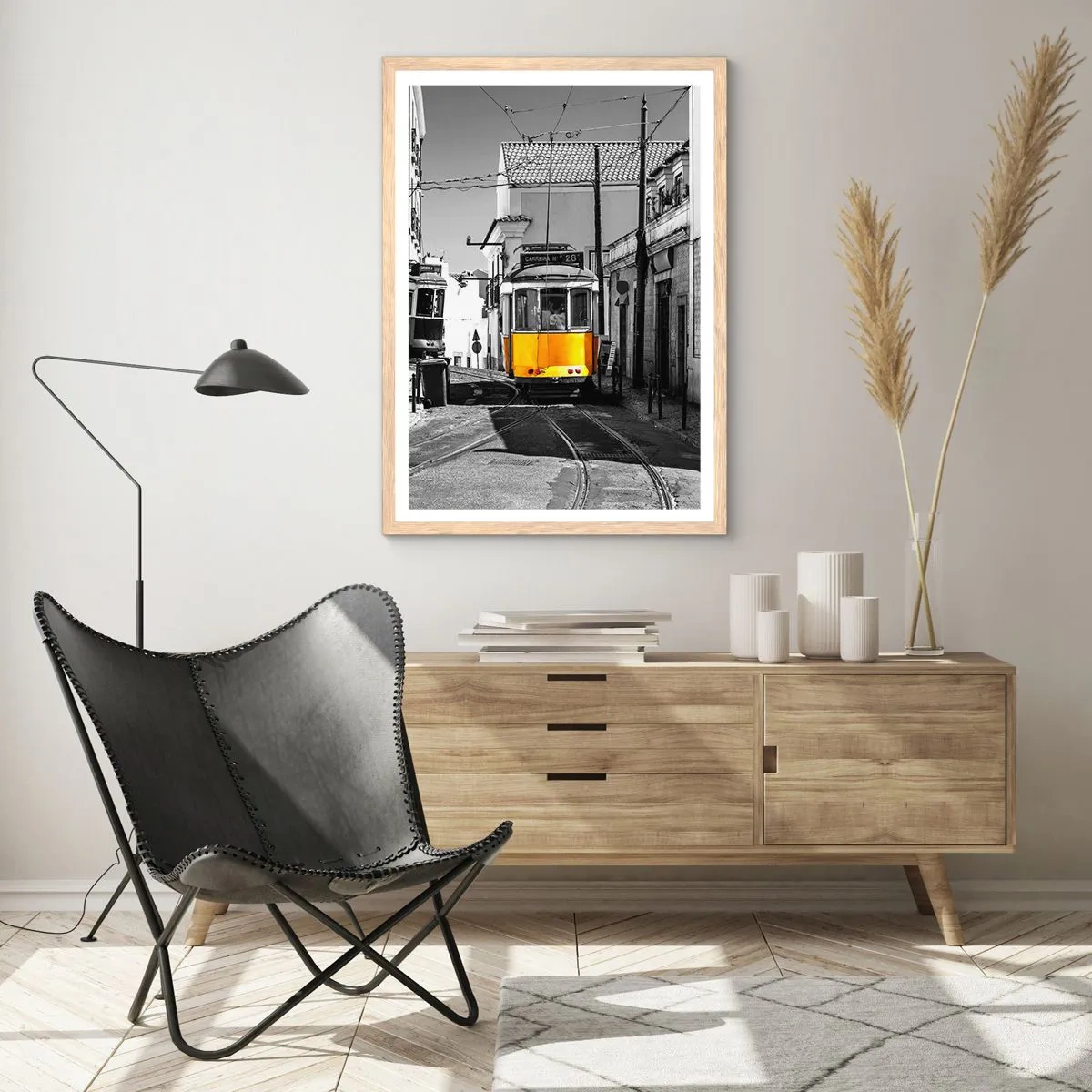 Plagát v ráme zo svetlého duba - Duch Lisabonu - 70x100 cm