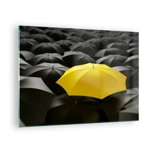 Obraz na skle - Žltý dáždnik vyčnievajúci medzi čiernymi - 70x50cm - Zbohom smútku - Moderná nástenná dekorácia do obývacej izby a spálne ARTTOR