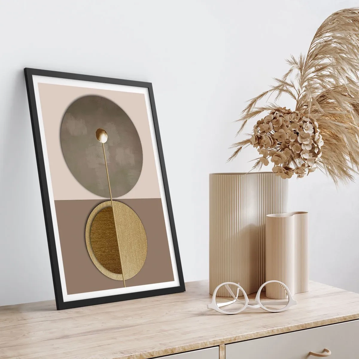 Plagát v čiernom ráme - Moderná geometrická abstrakcia v odtieňoch zlatej a béžovej - 50x70cm - Dokonalá rovnováha - Moderná nástenná dekorácia do obývacej izby a spálne ARTTOR