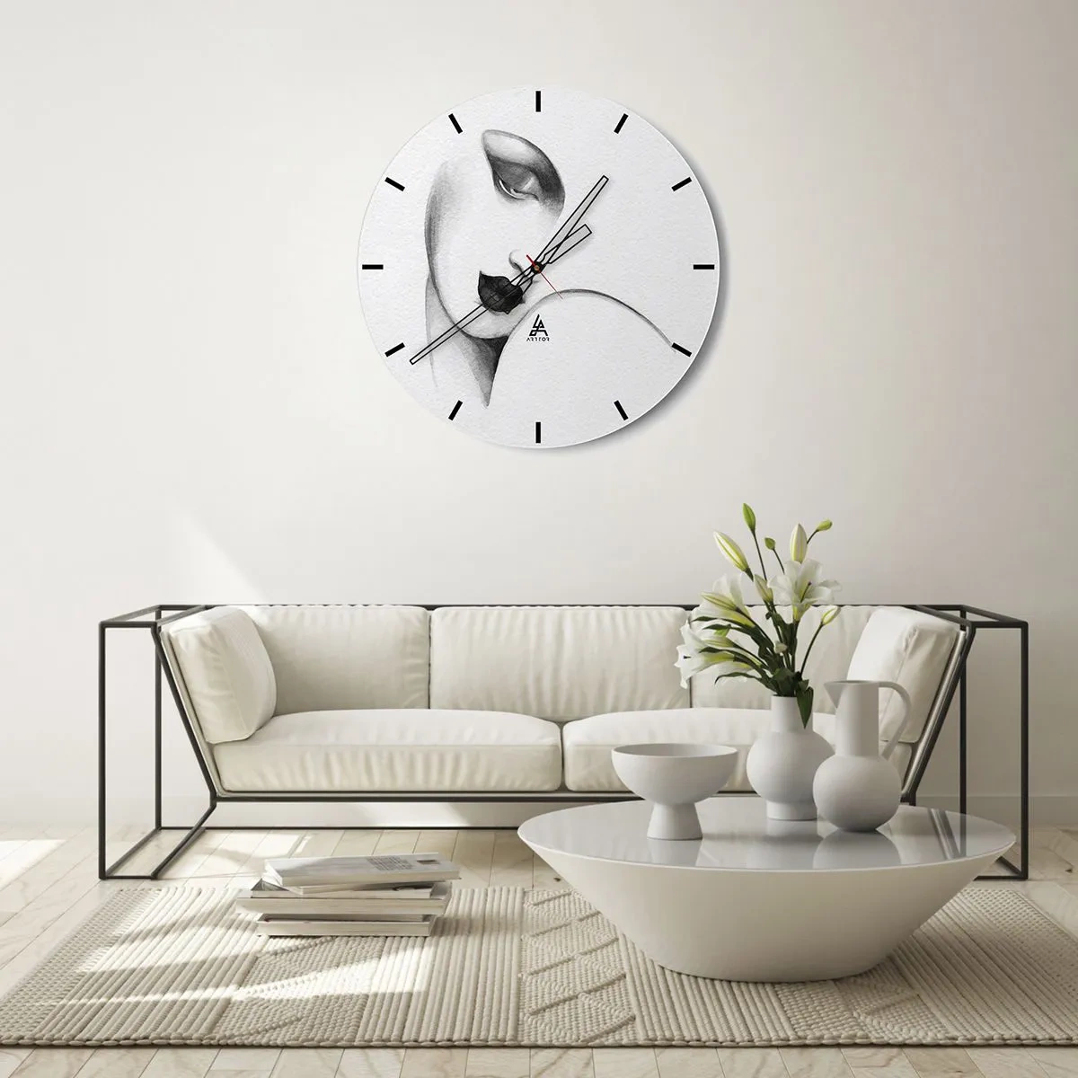 Nástenné hodiny - Minimalistický portrét ženy v odtieňoch sivej. - 30x30cm - V štýle Lempickej - Moderná nástenná dekorácia do obývacej izby, kuchyne a spálne ARTTOR