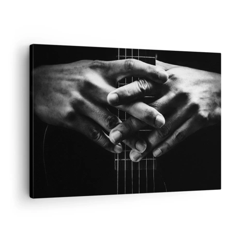 Obraz na plátne - Ruky zovreté na gitare v monochromatickom tóne - 70x50cm - Umelcova modlitba - Moderná nástenná dekorácia do obývacej izby a spálne ARTTOR