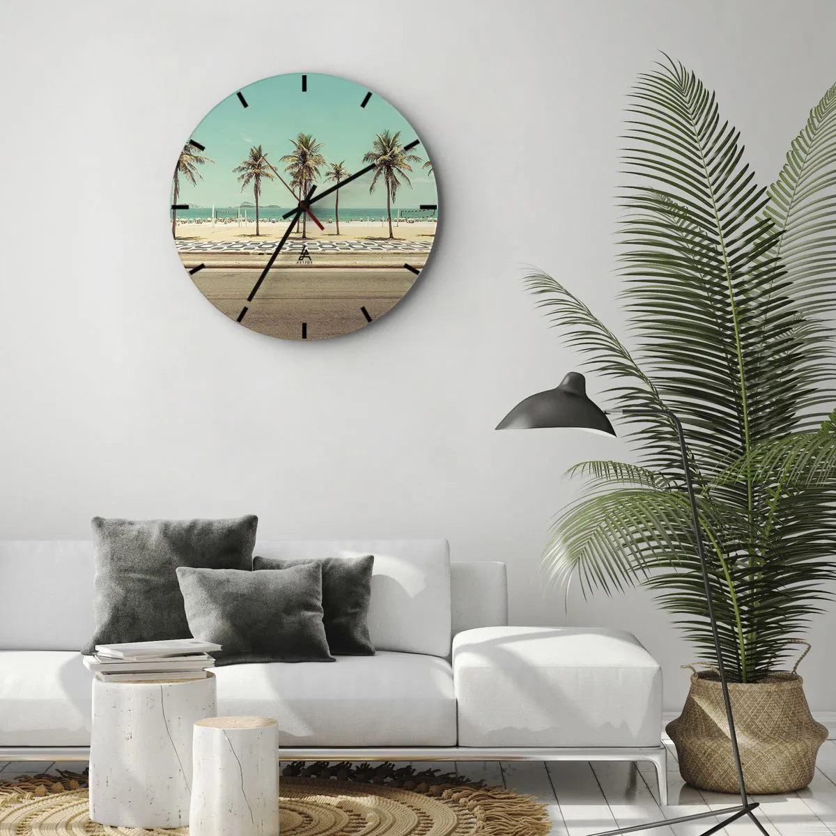 Nástenné hodiny - Palmy a pláž s promenádou pri tyrkysovom mori - 30x30cm - Stráženie pláže - Moderná nástenná dekorácia do obývacej izby, kuchyne a spálne ARTTOR