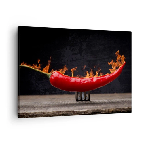 Obraz na plátne - Horiaca červená paprika na vidličke - 70x50cm - Ohnivé predjedlo - Moderná nástenná dekorácia do obývacej izby a spálne ARTTOR