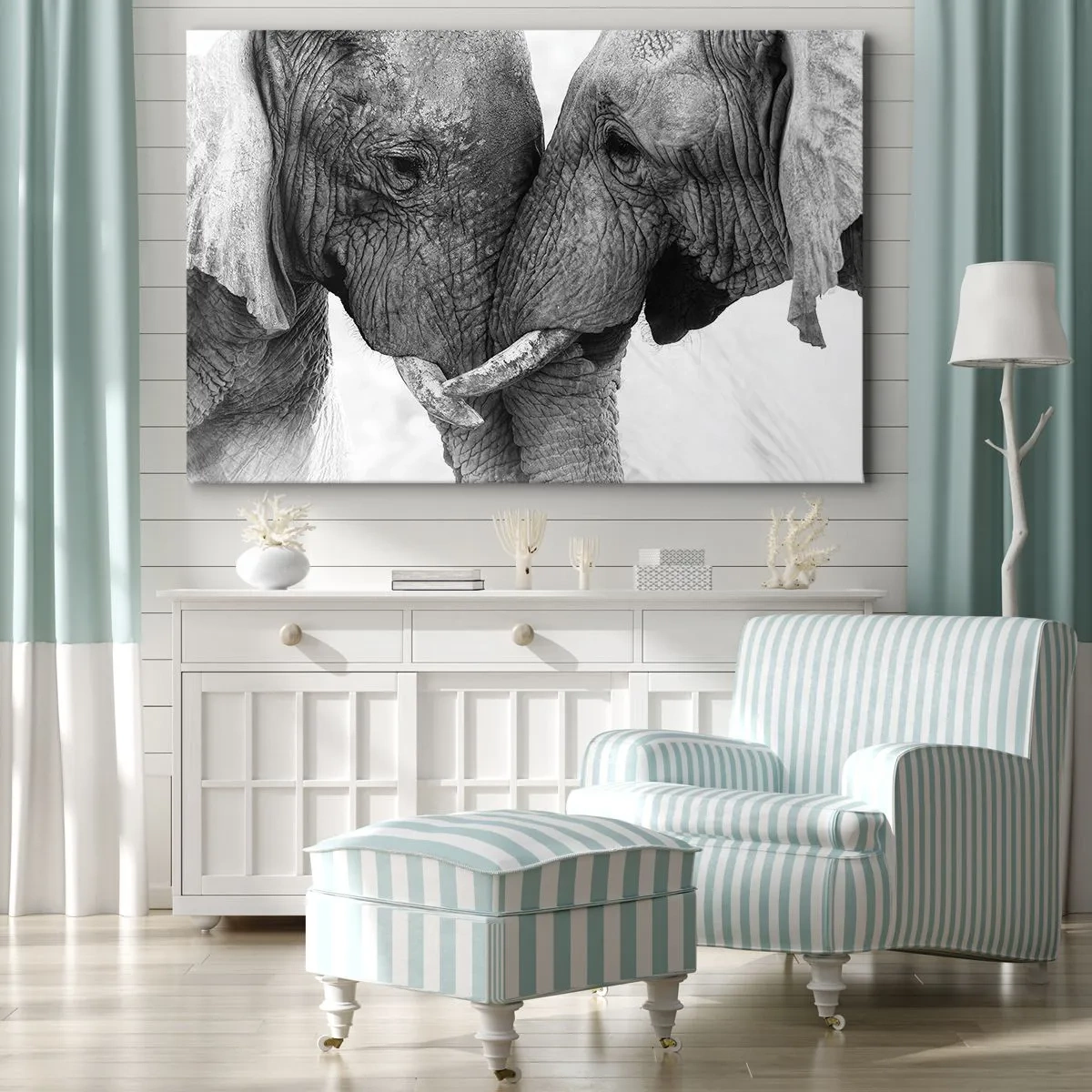 Obraz na plátne - Dva slony v nežnom geste na čiernobielom pozadí - 70x50cm - Úprimné vyznanie - Moderná nástenná dekorácia do obývacej izby a spálne ARTTOR