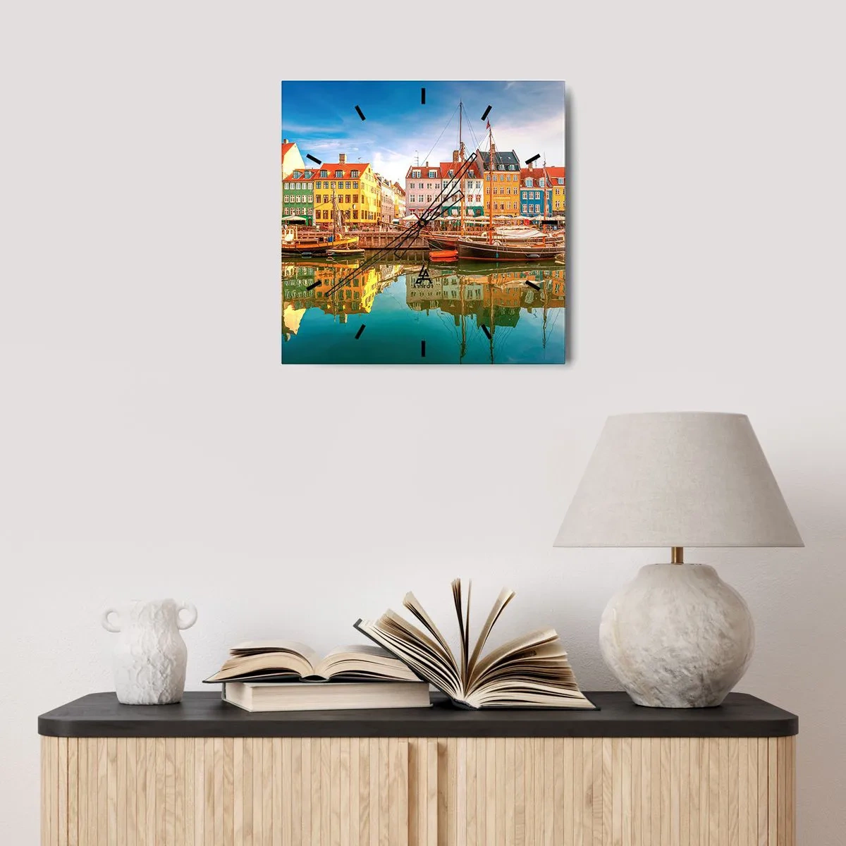 Nástenné hodiny - Pri vode hladkej ako zrkadlo - 30x30 cm