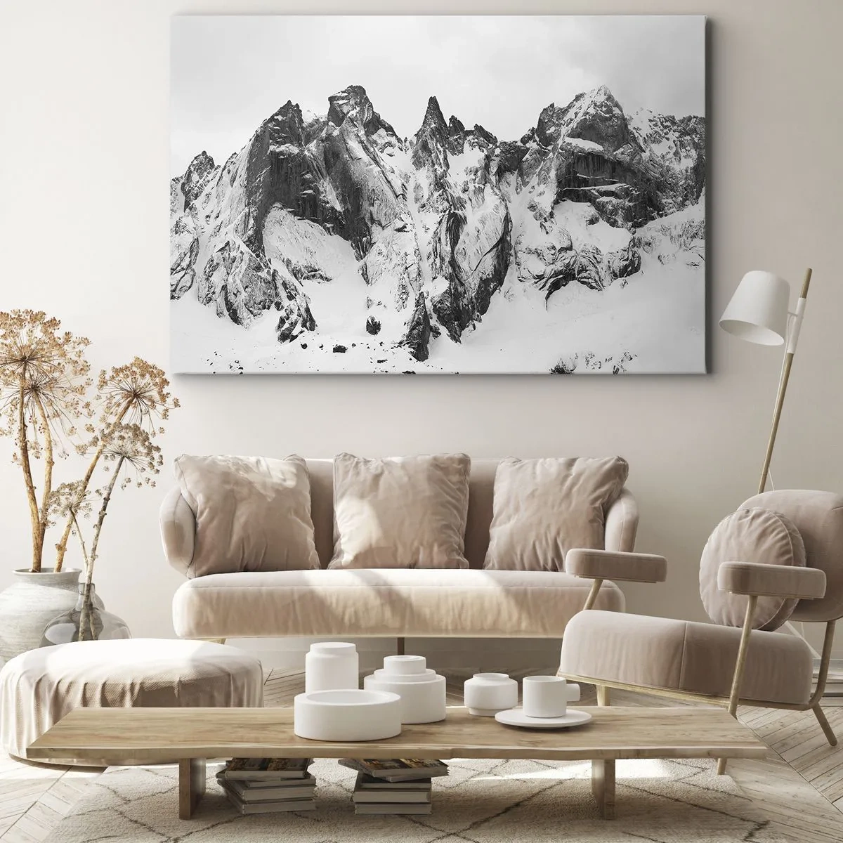 Obraz na plátne - Čiernobiele zasnežené horské štíty - 70x50cm - Hrozivý žulový hrebeň - Moderná nástenná dekorácia do obývacej izby a spálne ARTTOR