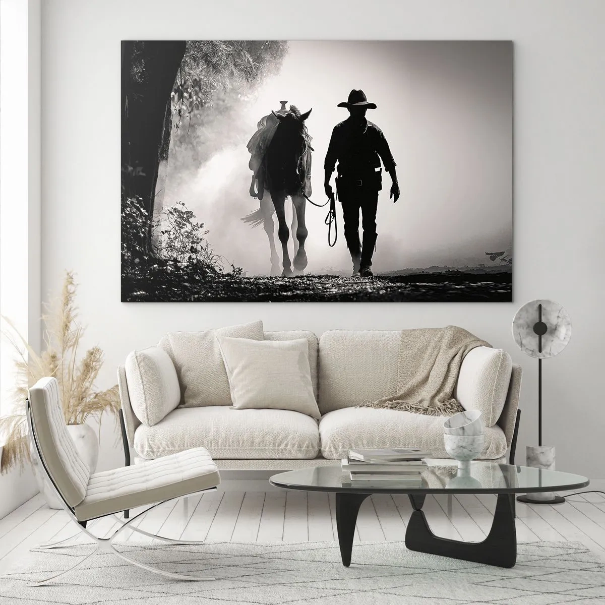 Obraz na skle - Silueta kovboja, ktorý vedie koňa cez hmlistú krajinu - 70x50cm - Texaské ráno - Moderná nástenná dekorácia do obývacej izby a spálne ARTTOR