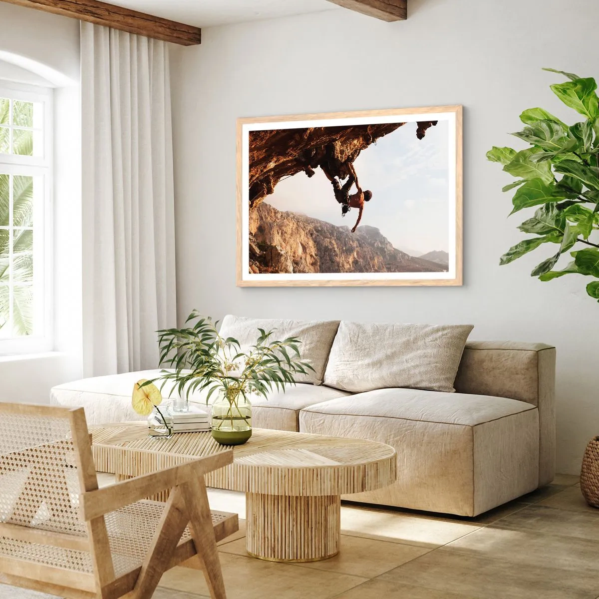 Plagát v ráme zo svetlého duba - Svet zovretý v ruke na zosuve balvanu - 91x61 cm