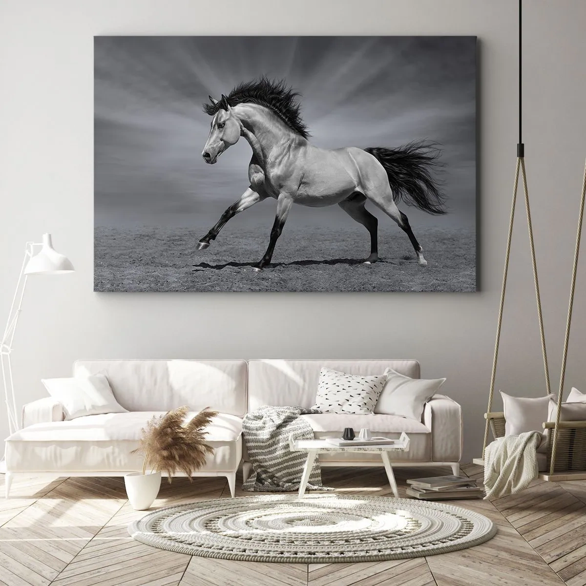 Obraz na plátne - Čiernobiely kôň v dynamickej póze v púšti. - 70x50cm - Zrodený pre potešenie - Moderná nástenná dekorácia do obývacej izby a spálne ARTTOR