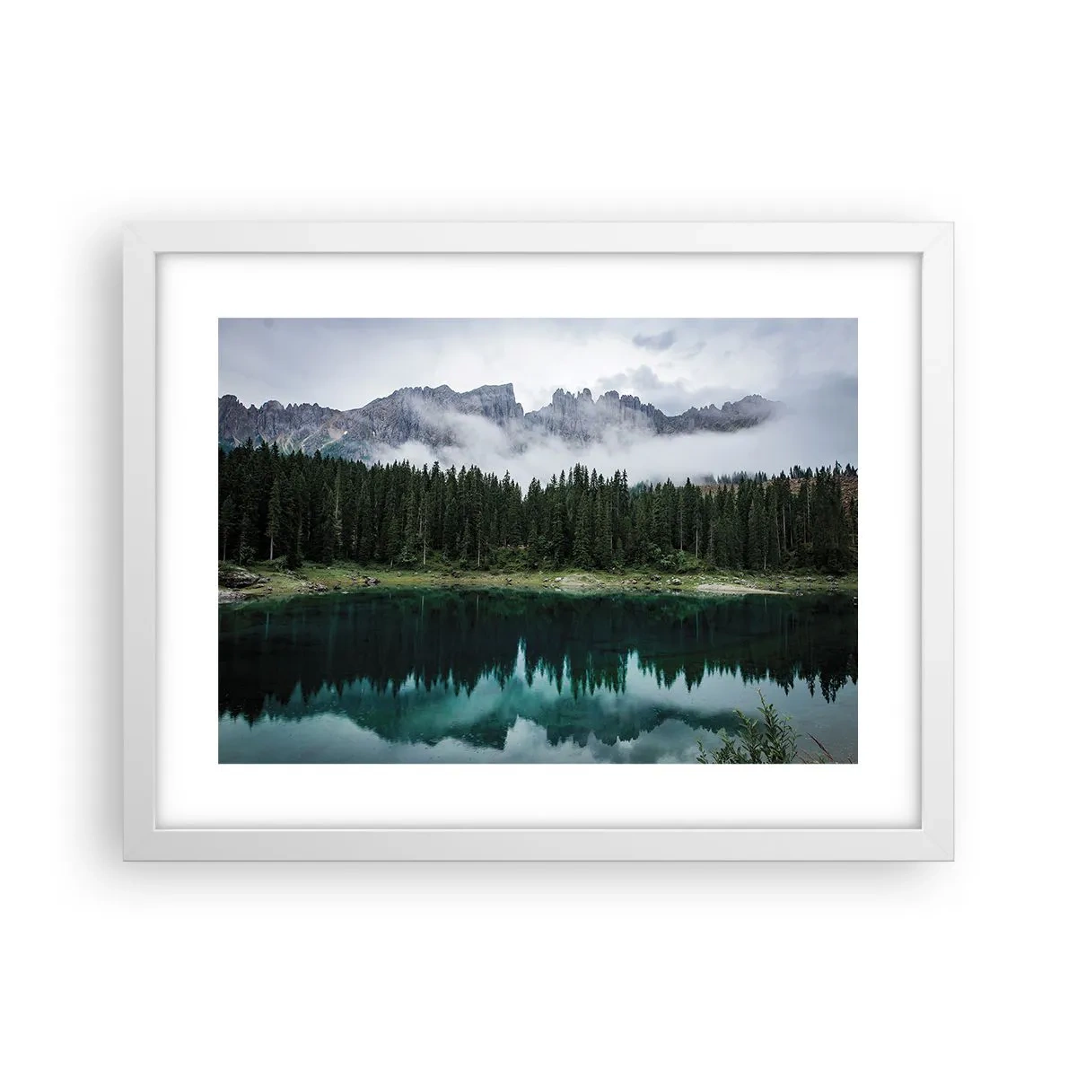 Plagát v bielom ráme - Ticho, ticho, neprebuďme spiacu vodu…. - 40x30 cm