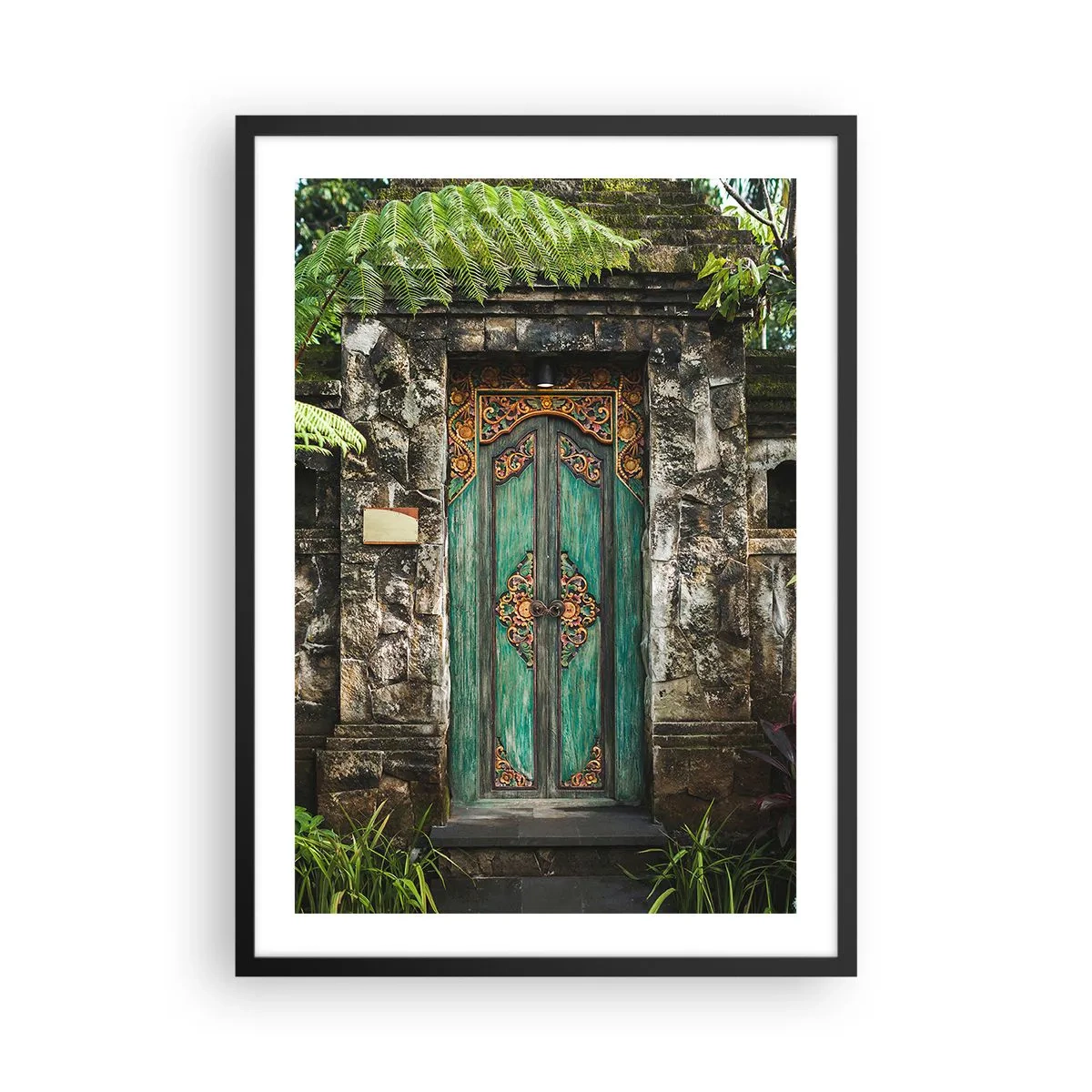 Plagát v čiernom ráme - Rustikálne dvere s orientálnymi ornamentmi v zelenej farbe - 50x70cm - Dvere do exotického sveta - Moderná nástenná dekorácia do obývacej izby a spálne ARTTOR