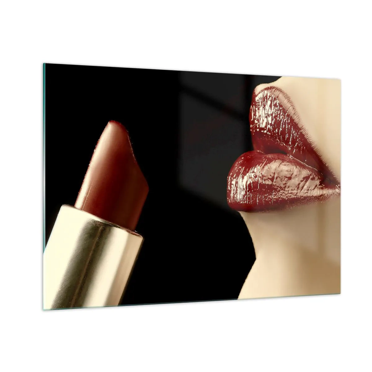 Obraz na skle - Zmyselnosť a lesk karmínu - 100x70 cm