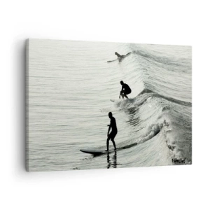 Obraz na plátne - Surferi na vlnách v monochromatickej snímke - 70x50cm - Vlne v ústrety - Moderná nástenná dekorácia do obývacej izby a spálne ARTTOR