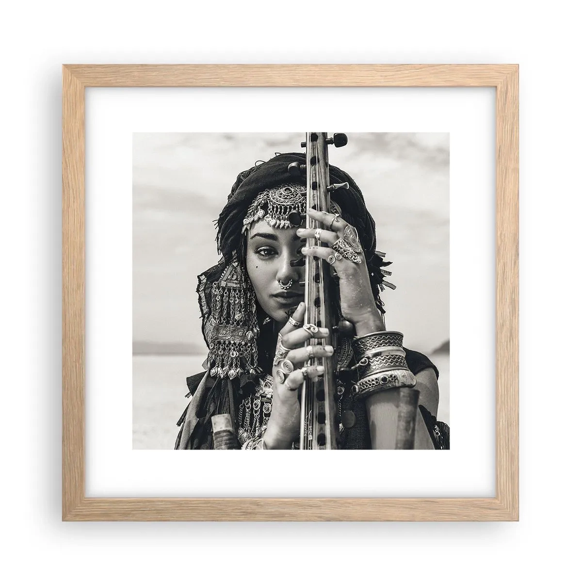 Plagát v ráme zo svetlého duba - Samotná hudba orientu - 30x30 cm