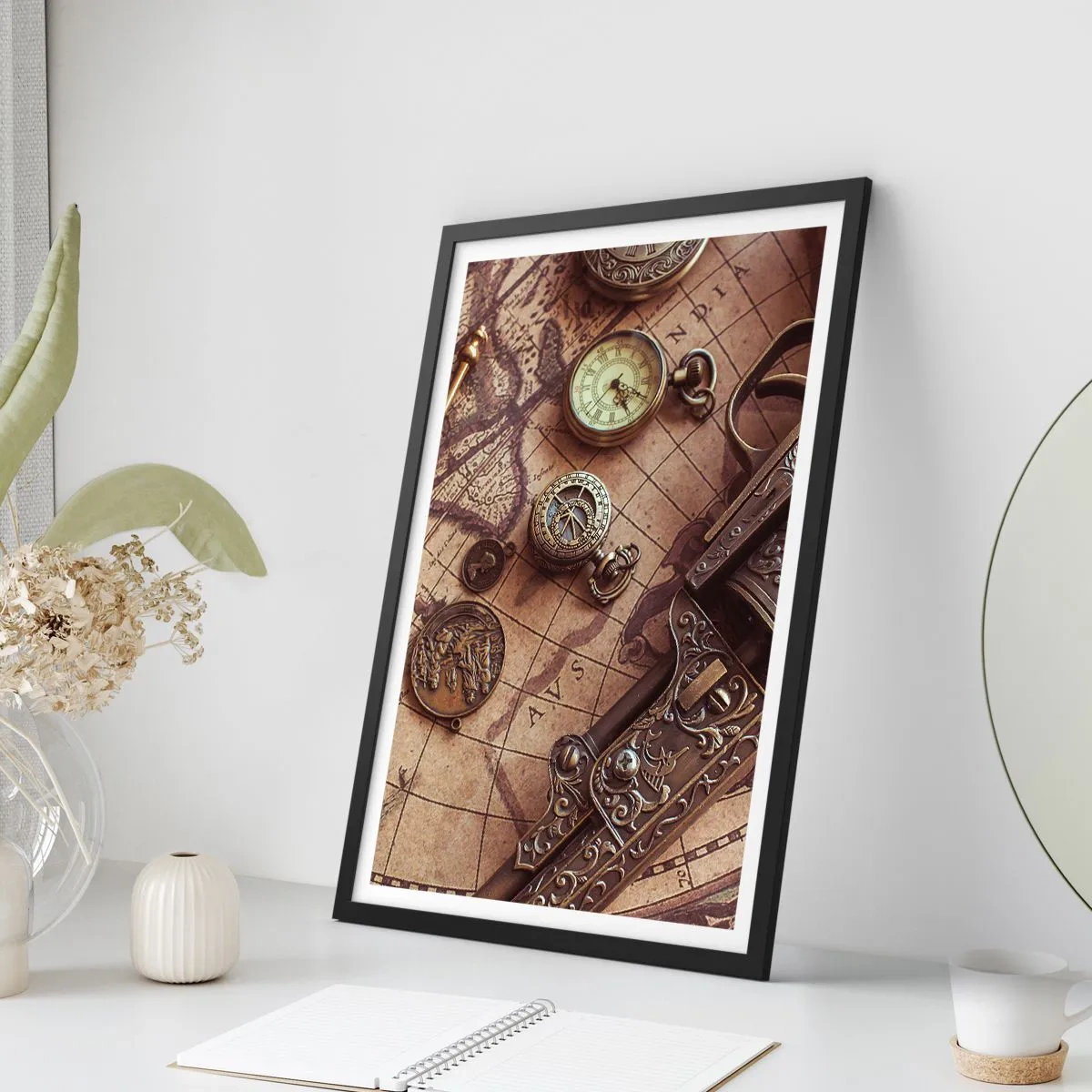 Plagát v čiernom ráme - Kompas, mapa a staromódne predmety symbolizujúce dobrodružstvo - 50x70cm - Dobrodružstvo volá - Moderná nástenná dekorácia do obývacej izby a spálne ARTTOR