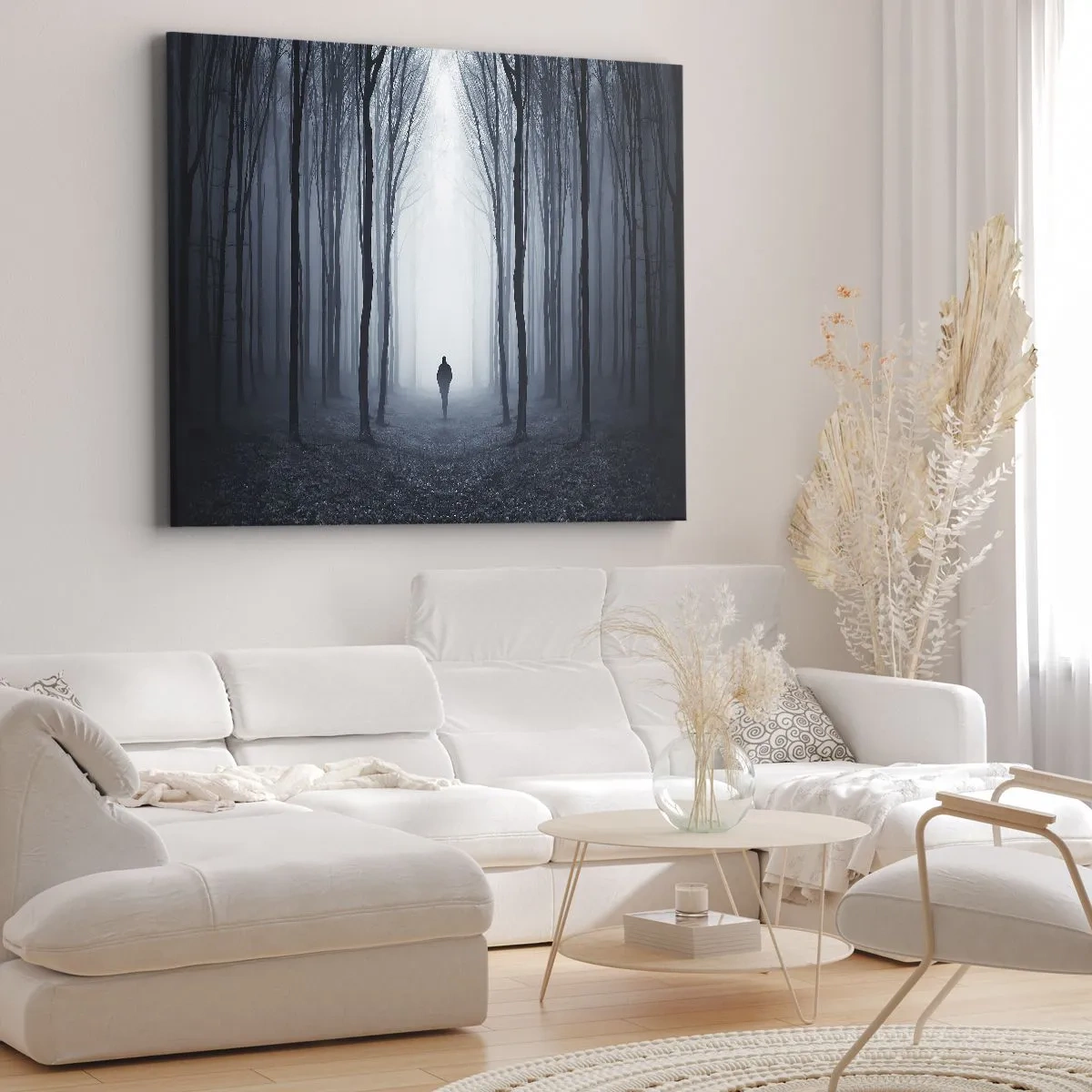 Obraz na plátne - Postava kráčajúca medzi stromami v hmlistom lese - 70x50cm - A všetko jednoduché a jasné - Moderná nástenná dekorácia do obývacej izby a spálne ARTTOR