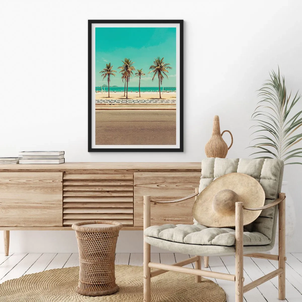 Plagát v čiernom ráme - Pláž s palmami a modrou oblohou - 50x70cm - Stráženie pláže - Moderná nástenná dekorácia do obývacej izby a spálne ARTTOR