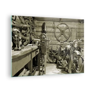 Obraz na skle - Dielňa so starožitným náradím a starým motocyklom - 70x50cm - V kôlni strýka Mariána - Moderná nástenná dekorácia do obývacej izby a spálne ARTTOR
