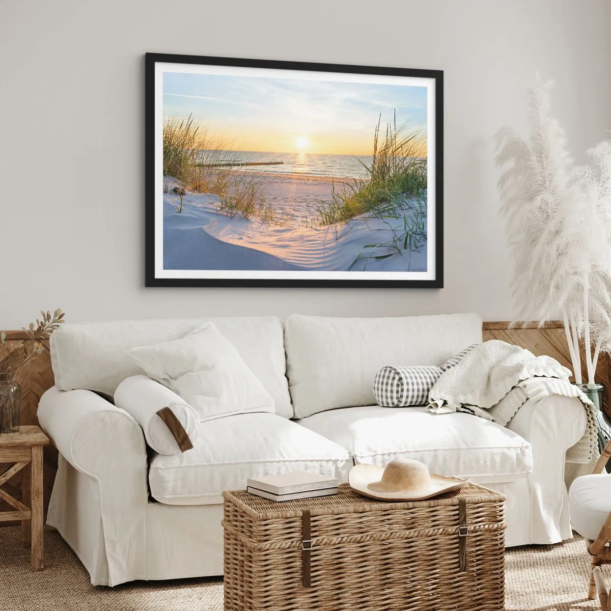 Plagát v čiernom ráme - Šumenie mora, spev vtákov, divoká pláž uprostred trávy… - 70x50 cm