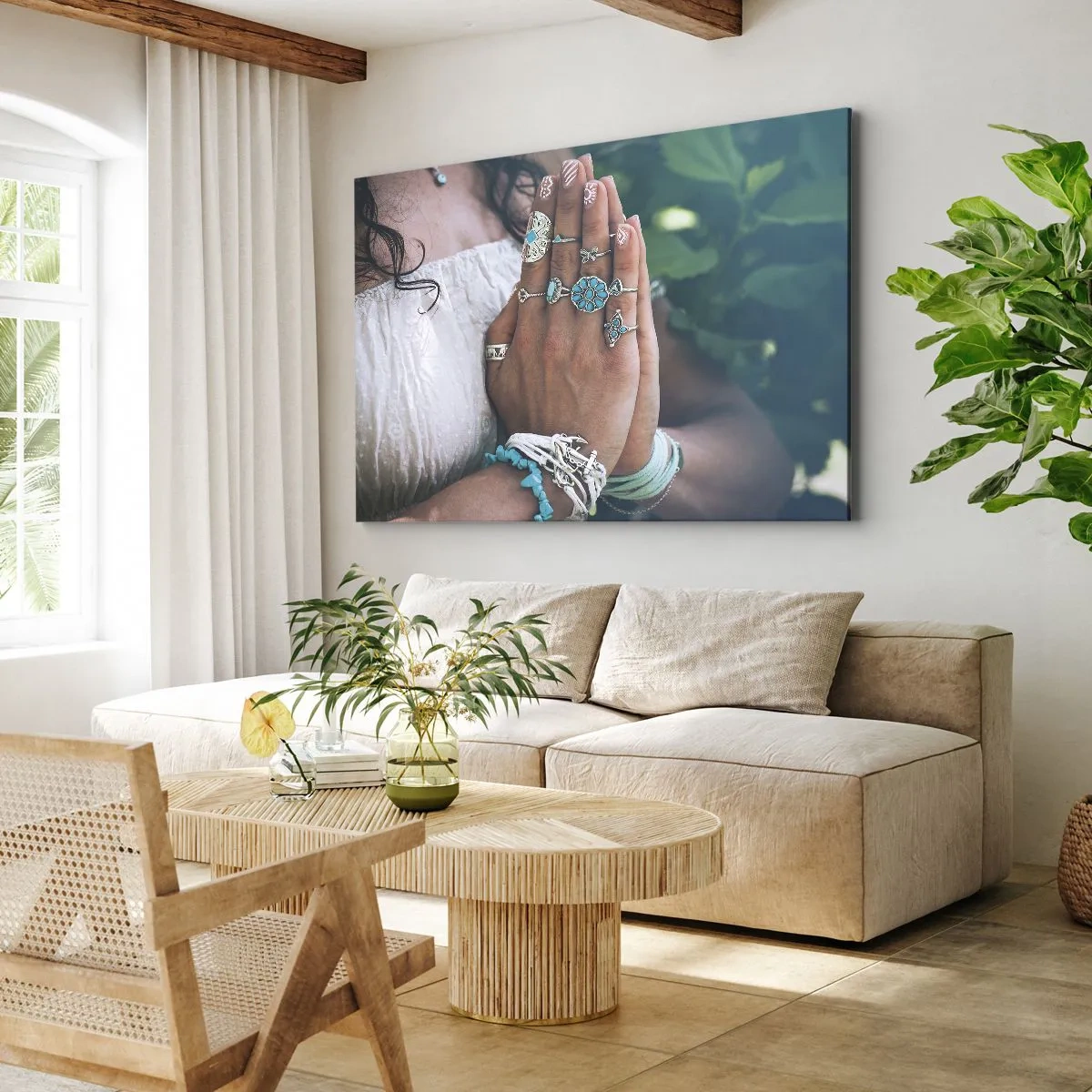 Obraz na plátne - Ruky zdobené boho šperkami - 70x50cm - Vitajte v centre bytia - Moderná nástenná dekorácia do obývacej izby a spálne ARTTOR