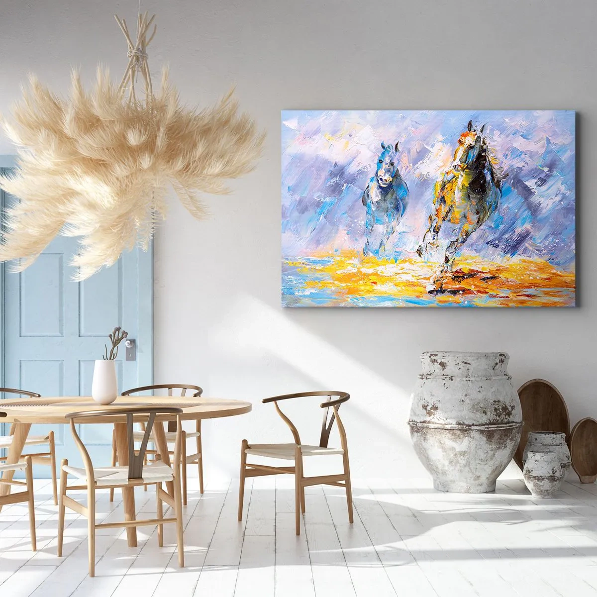 Obraz na plátne - Dva kone v pohybe na pozadí abstraktnej krajiny - 70x50cm - Cvalom cez žiaru - Moderná nástenná dekorácia do obývacej izby a spálne ARTTOR