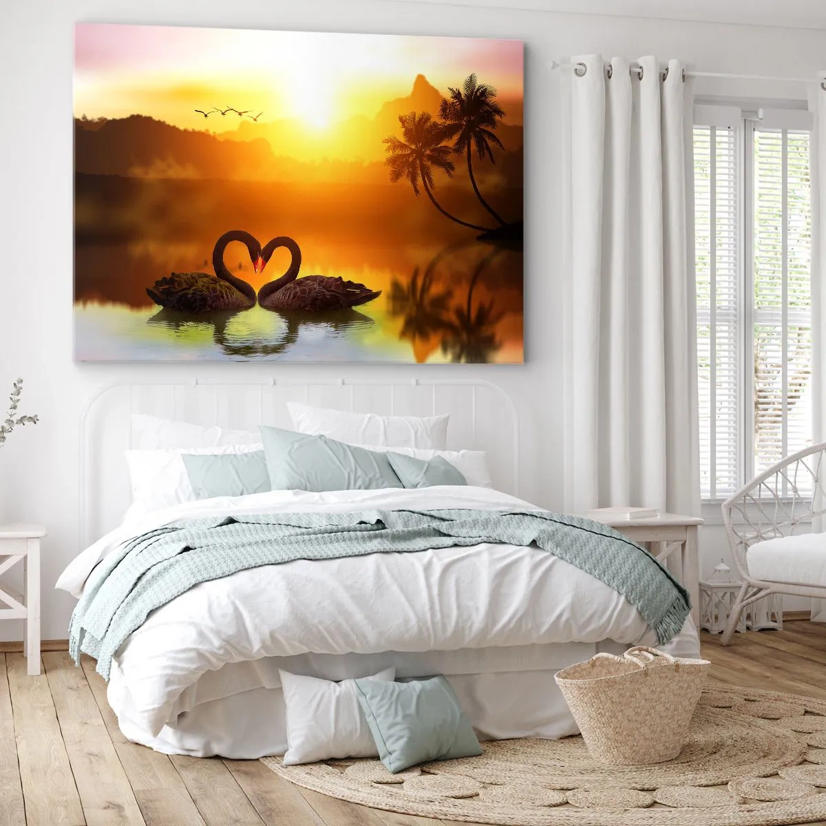 Obraz na plátne - Dve čierne labute tvoriace srdce na pozadí západu slnka nad jazerom - 70x50cm - Všetko do páru - Moderná nástenná dekorácia do obývacej izby a spálne ARTTOR