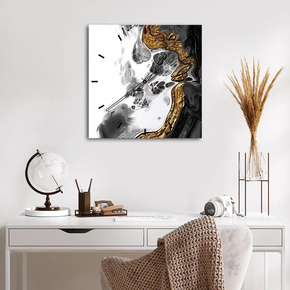 Nástenné hodiny - Organická kompozícia - 40x40 cm