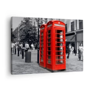 Obraz na plátne - Červené telefónne búdky na čiernobielom mestskom pozadí. - 70x50cm - Červené telefónne búdky - Moderná nástenná dekorácia do obývacej izby a spálne ARTTOR
