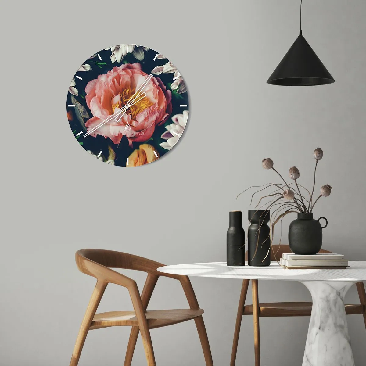 Nástenné hodiny - S barokovým prepychom - 30x30 cm