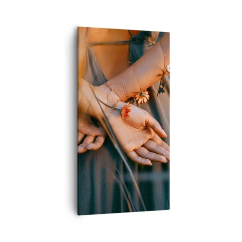 Obraz na plátne - Prepojená s prírodou - 55x100 cm