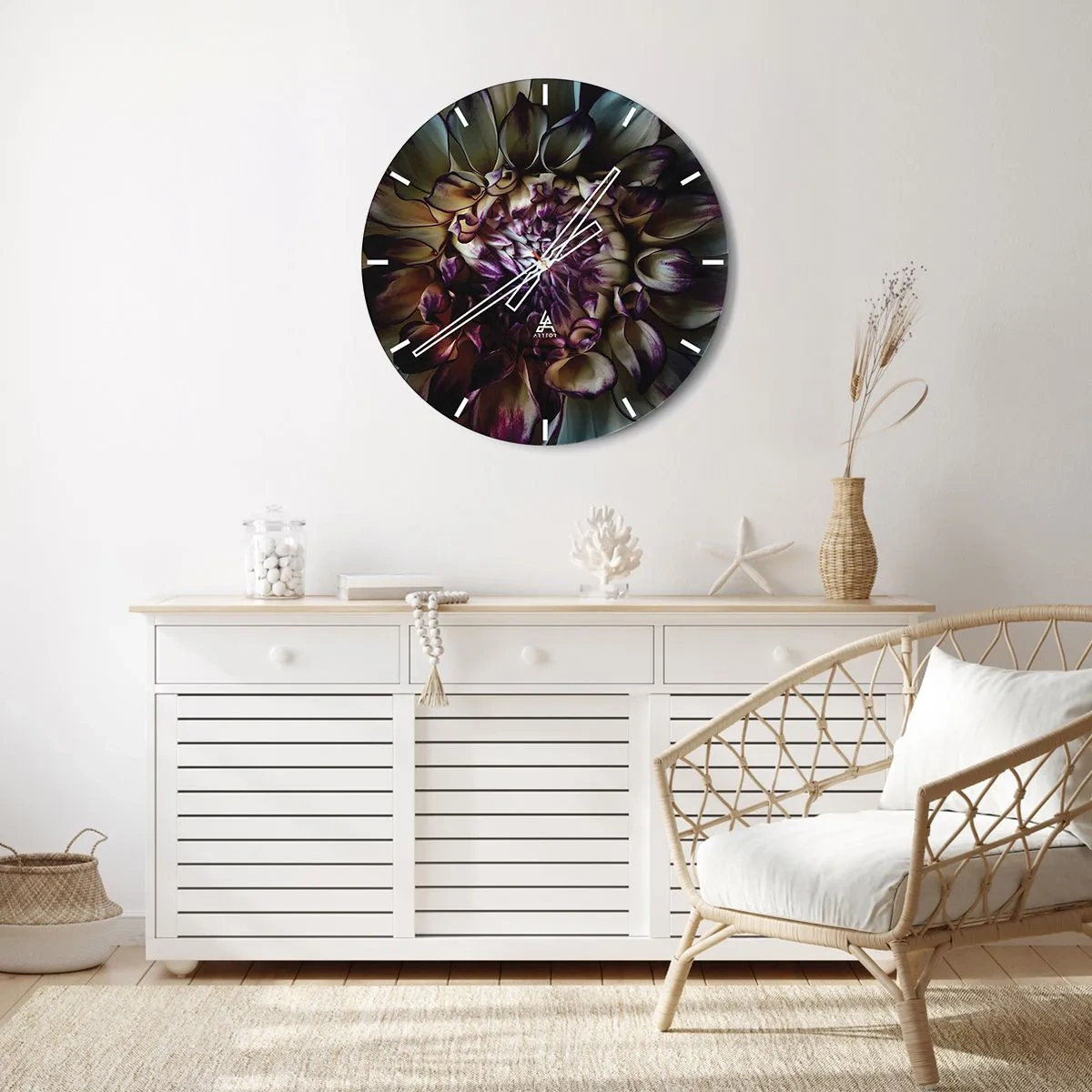 Nástenné hodiny - Detailný záber na lupene kvetov v tmavých odtieňoch - 30x30cm - Rozkvet mladosti - Moderná nástenná dekorácia do obývacej izby, kuchyne a spálne ARTTOR