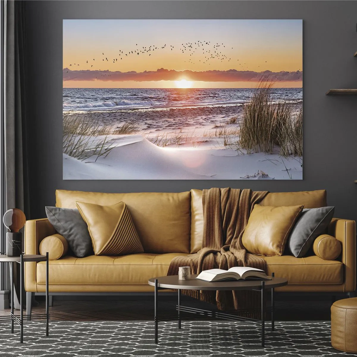 Obraz na skle - Západ slnka nad morom s vtákmi a piesočnými dunami - 70x50cm - Horizontálna krajina - Moderná nástenná dekorácia do obývacej izby a spálne ARTTOR