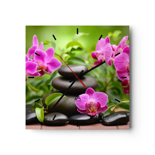 Nástenné hodiny - Pyramída pokoja - 40x40 cm